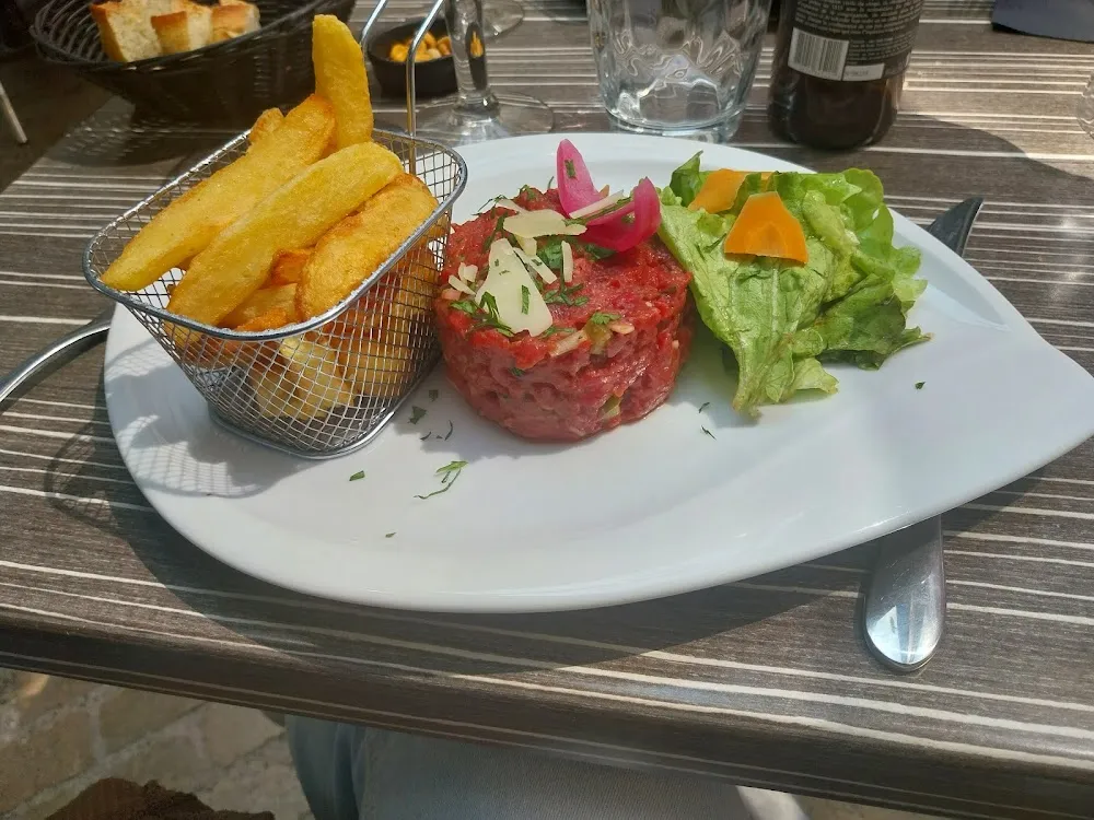 Tartare de Boeuf Charolais Coupé Au Couteau